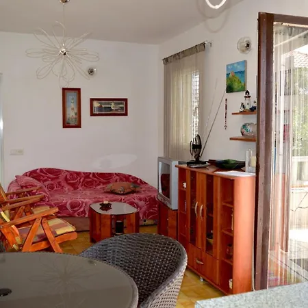 Appartement By The Sea Rogac, Solta - 16223 Grohote
