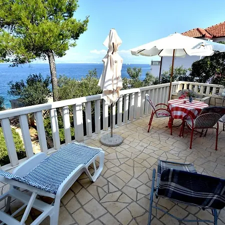 By The Sea Rogac, Solta - 16223 Apartment Grohote
